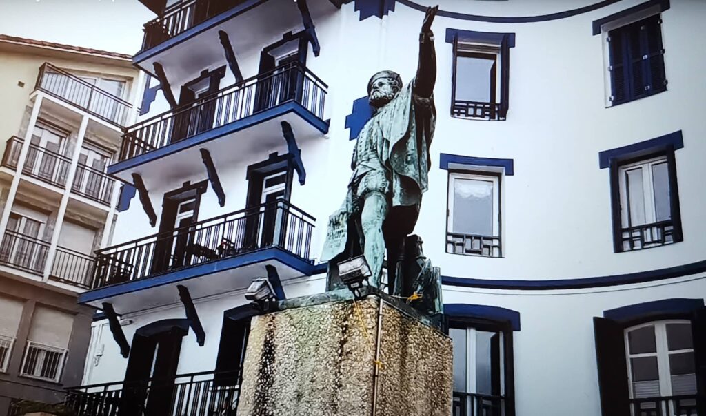 monumento a juan Sebastián Elcano-Guetaria